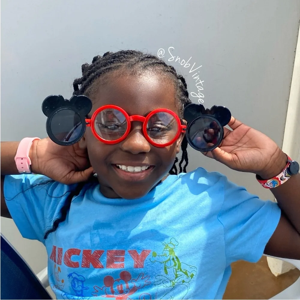 Mickey kid sunglasses * last pair